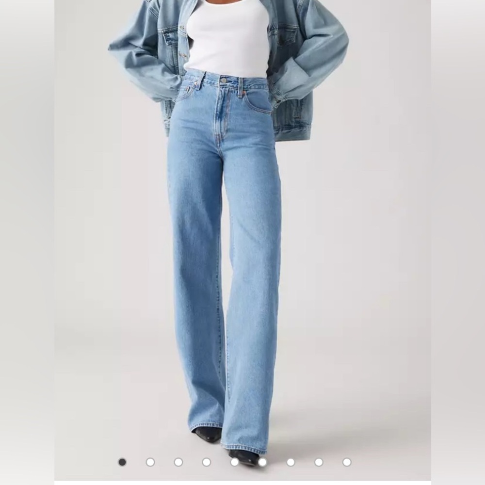 Levi’s ribcage wide leg women jeans size 25 New Without Tags 32’ inseam